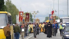 Віруючих двох міст Одещини не пустили на Хресний хід