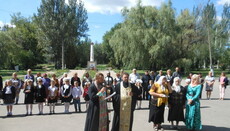 В Українській Православній Церкві молилися за дітей, загиблих на Донбасі