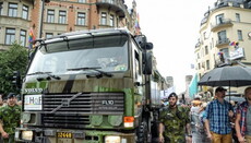 Шведського солдата покарають за відмову взяти участь в гей-параді