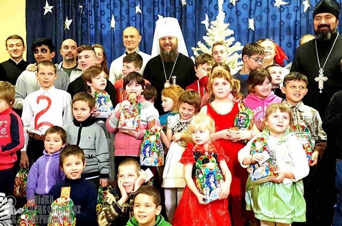 Митрополит Антоній (Паканич) привітав з Днем Святого Миколая дітей-сиріт (ФОТО, ВІДЕО)