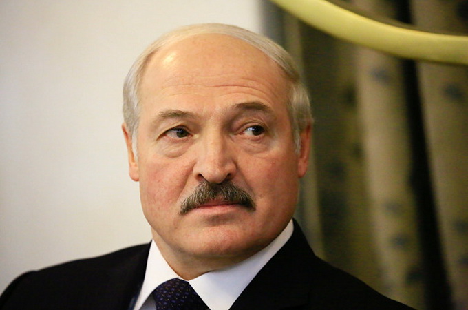 Зі свічками в церкві стоять, а душиця – брудна, – президент Лукашенко