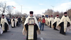 Запорожские верующие обрели новую святыню со дна Днепра
