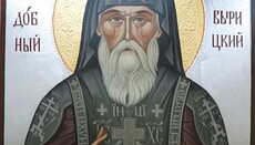 На іконі преподобного Серафима Вирицького проявився нерукотворний Терновий Вінець