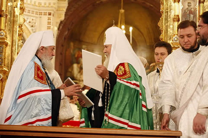 Возле храма Христа Спасителя откроют памятник воссоединению РПЦ с зарубежной Церковью