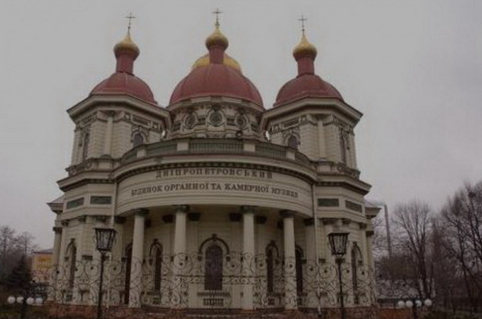 Суд не дав забрати в УПЦ храм у Дніпрі
