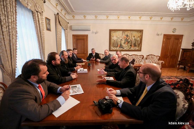 Фонд німецьких католиків «Реновабіс» зацікавився православ'ям в Україні