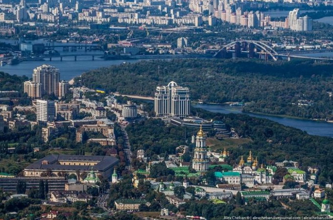 Нардеп хоче знову перейменувати вулицю Лаврську в Мазепи