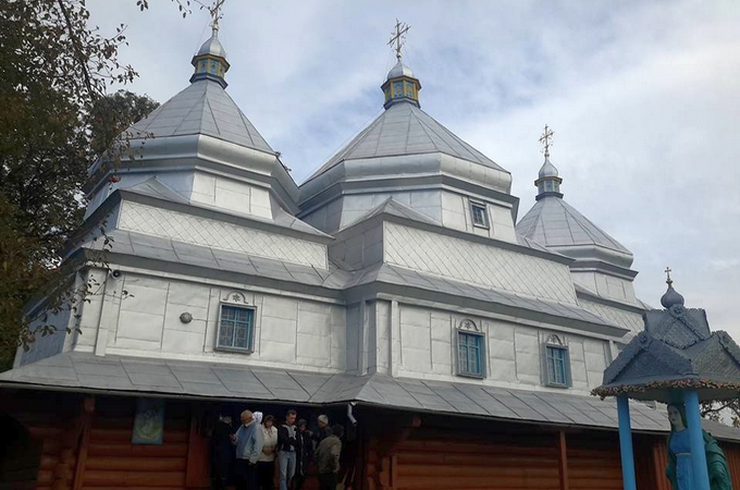 Верховна Рада штовхає Україну у вир церковного рейдерства, – публіцист