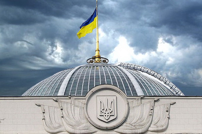 Рада знову хоче зробити католицьке Різдво вихідним