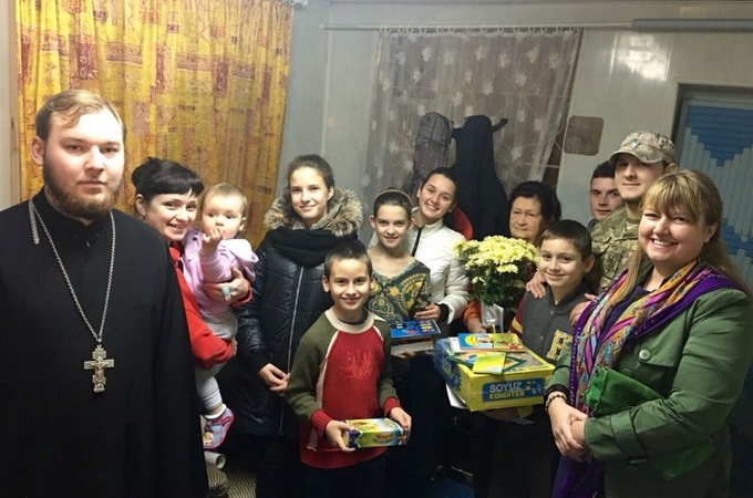 Молодіжний актив Одеської єпархії відвідав ряд сімей інвалідів міста