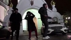 Собчак сплясала у входа в православный храм и сравнила себя с Pussy Riot (ВИДЕО)