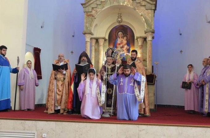 У Вірменській Апостольській Церкві висвятили дияконісу