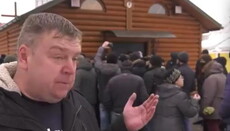 Во Львове националисты заблокировали храм УПЦ