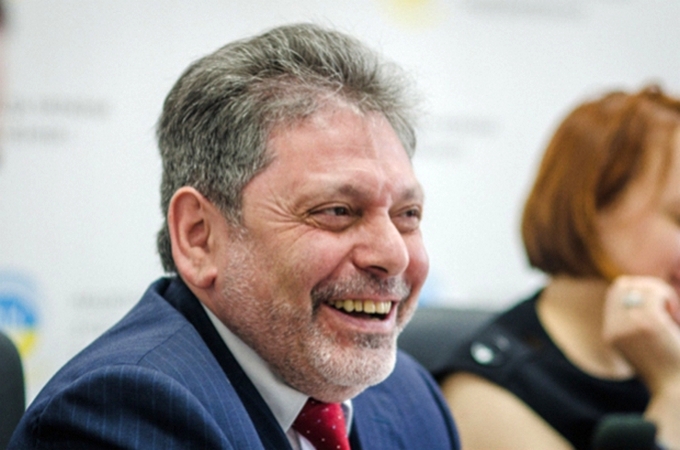 Нардеп від БПП Шверк вважає підпал Десятинного монастиря «перформансом»