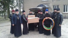 В Ровенской области несколько тысяч детей получили подарки от священников (ФОТО)