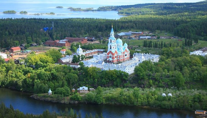 Родные жертв пожара в «Зимней вишне» поедут на Валаам