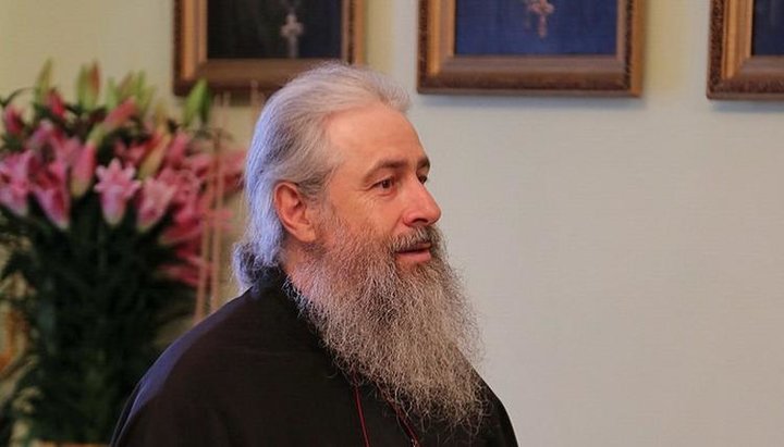 В Святогорской лавре выпустили буклет в честь 50-летия наместника Арсения