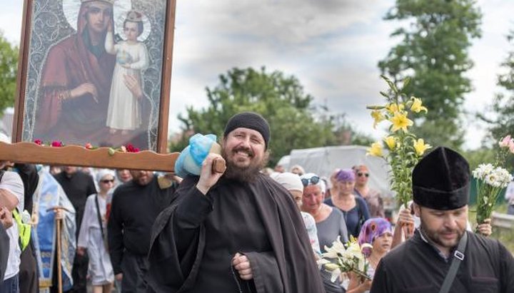 140-летие Киевского Свято-Введенского монастыря отметят крестным ходом