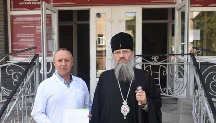 Запорожская епархия передала детской больнице дорогостоящее оборудование
