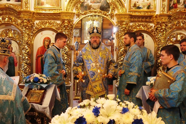 На Полтавщине в новом Горбаневском монастыре УПЦ совершили первую литургию