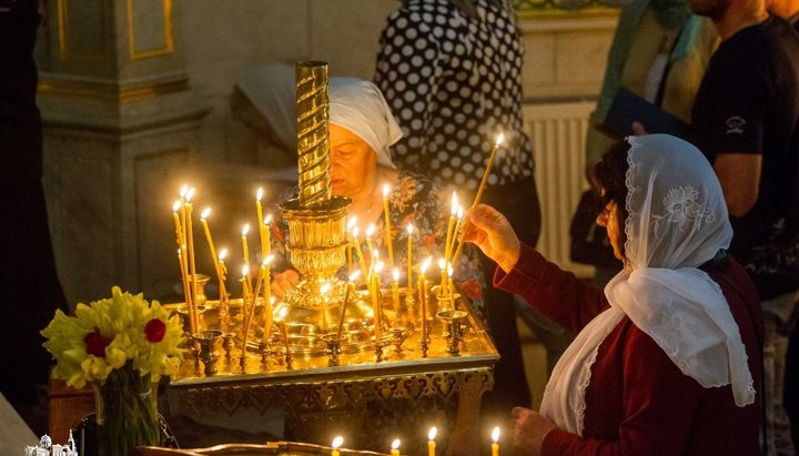 В Одесской епархии помолились об упокоении жертв трагедии в Керчи