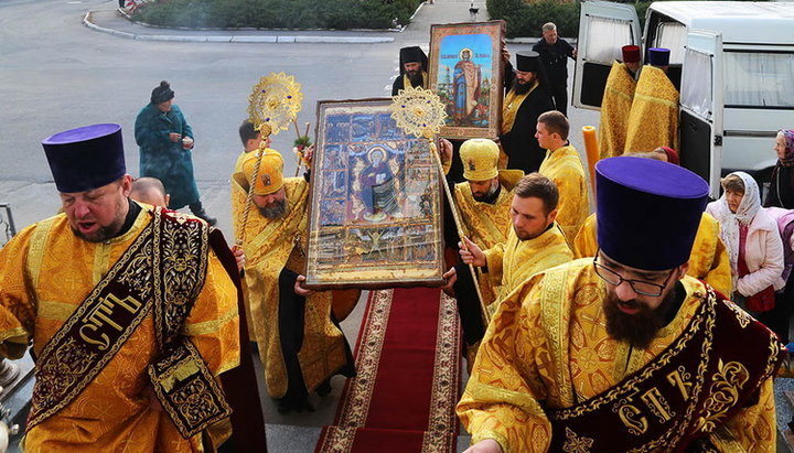 Всеукраинский крестный ход прибыл в Изюм