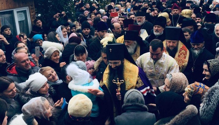 Это пасхальная радость! – соцсети о приезде в Винницу владыки Варсонофия