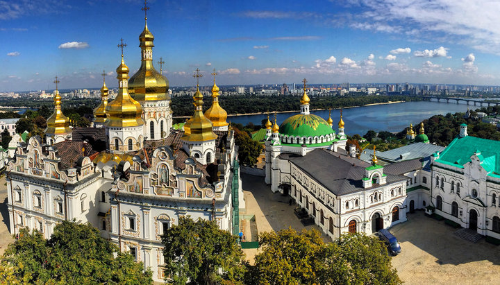 В УПЦ опубликовали статистику за 2018 год: количество приходов увеличилось