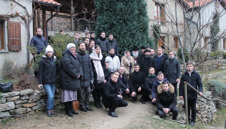 Хористи КДАіС зустрілися в Швейцарії зі схиархімандритом Гавриїлом (Бунге)