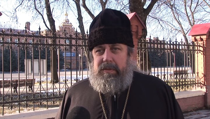 В Одессе из храма УПЦ изгнали священника, который его восстанавливал 17 лет