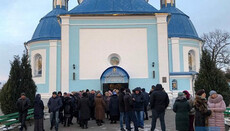 На Волині влада і клір УПЦ КП намагалися "перевести" в ПЦУ монастир УПЦ