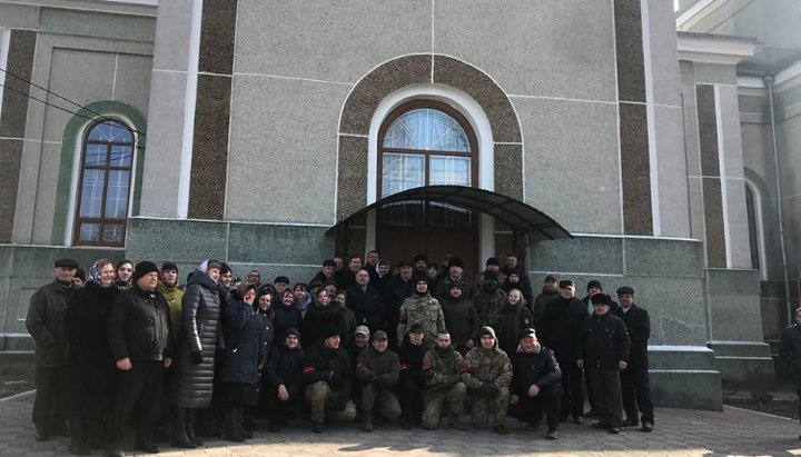 "Right Sector" reports on the "transfer" of church in Gnezdychno to OCU