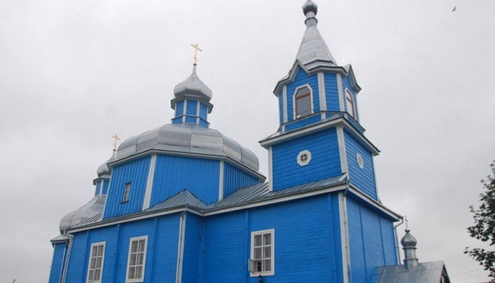 Parishioners of UOC сhurch in Kamen-Kashirsky "fail" transfer to OCU