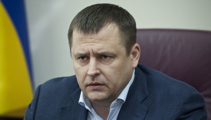 Мер Дніпра подав в суд на «архієрея» ПЦУ