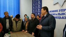 Верующие УПЦ из 5 черновицких сел встретились с начальником ГУНП в области