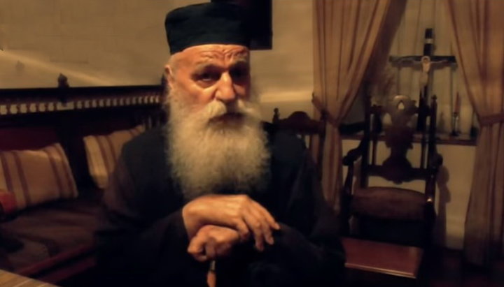 Старец Даниил Катунакский: «Кто не любит – ничего не получит в жизни»