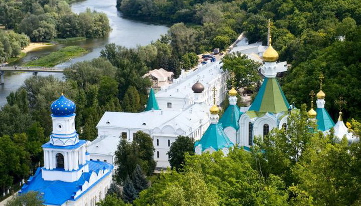 Святогорская лавра. Фото: rublev.com