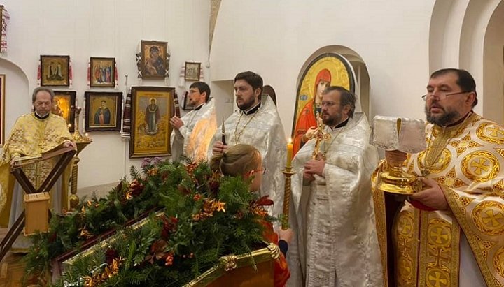 OCU Christmas “service” in the Warm Church of St Sofia. Photo: Facebook