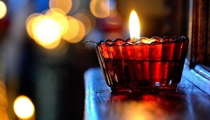 Притча: про запалену лампаду і про те, як важливо поступатися один одному