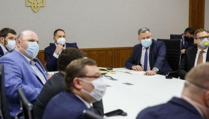 Донецьку область закрили після святкування Пасхи в Святогірській лаврі