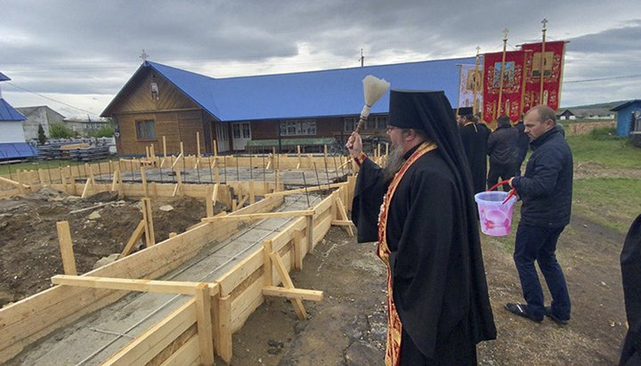 В Лукавцях почали відродження згорілого храму на честь святої Параскеви