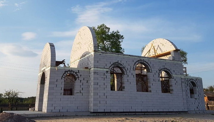 УПЦ просить допомоги на будівництво храму для реабілітації алкозалежних