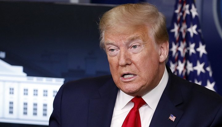 Трамп зажадав від губернаторів штатів терміново відкрити храми для вірян