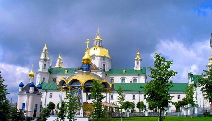Хто і навіщо "згущує хмари" над Почаєвом: хронологія провокацій