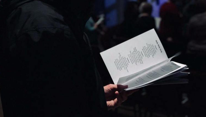 У Каліфорнії заборонили спів у церквах через коронавірус