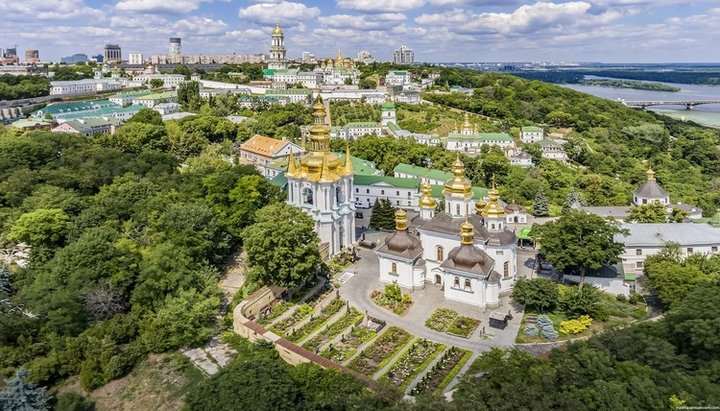 У День Хрещення Русі «Інтер» проведе трансляцію літургії в київській Лаврі