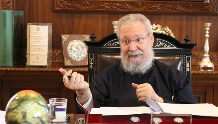 Abp Chrysostomos: Those who refuse to concelebrate with me will be punished