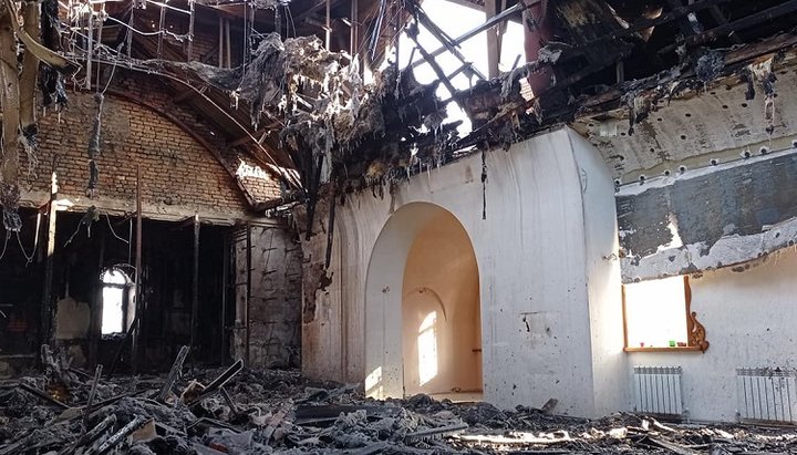 Прихід згорілого храму УПЦ в Новоолександрівці просить про допомогу