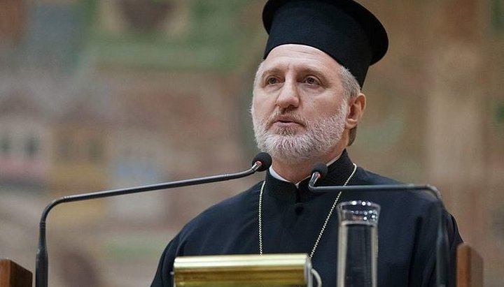 Можно ли молится с еретиками виртуально?