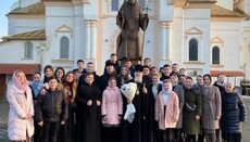 Митрополит Феодор встретился с новообразованной молодежкой в Мукачево